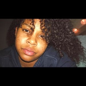 Meet your Posher, Nina